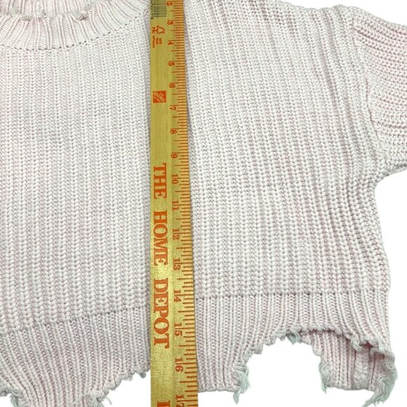 Le Lis Collection Oversized Distressed Light Pink Cropped Sweater Size Small - Picture 6 of 7